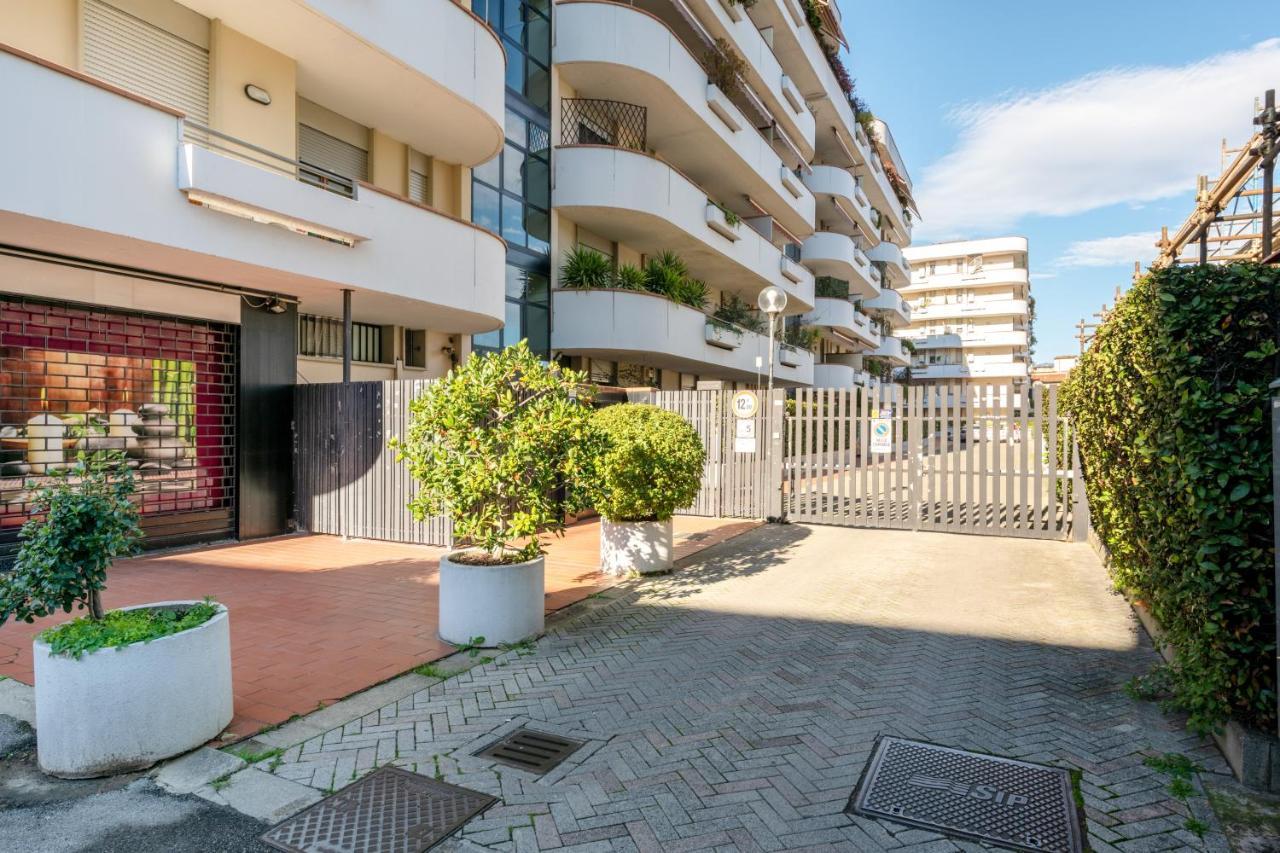 Comfortable Flat With Terraces Флоренция Экстерьер фото